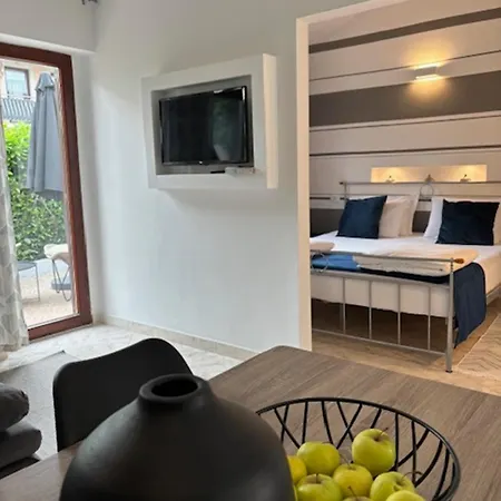 Marina & Parking Free Nocleg ze śniadaniem 4*