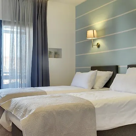 Marina & Parking Free Nocleg ze śniadaniem 4*